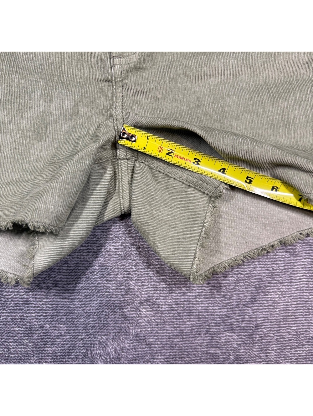 Carve Designs Oahu Corduroy Shorts 4" Size 6 Frayed Cut Off Sage Olive Green - Picture 7 of 7
